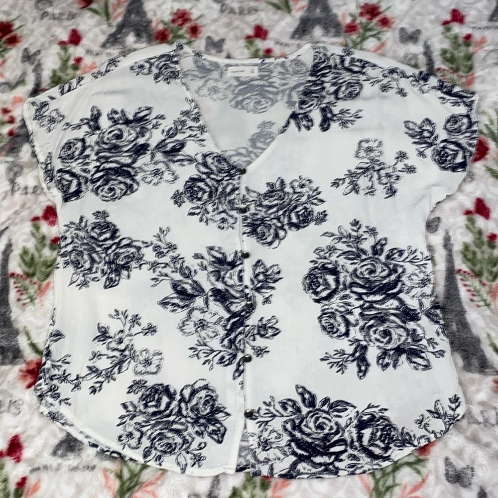 White Blouse With Navy Roses Size Medium